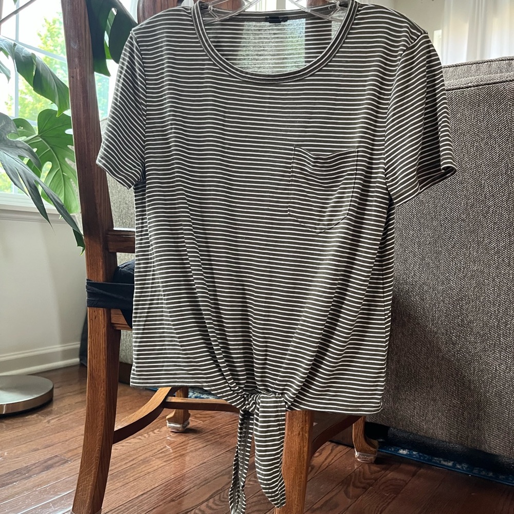 Dark Green and White Tiny Stripe Knot Front Tee